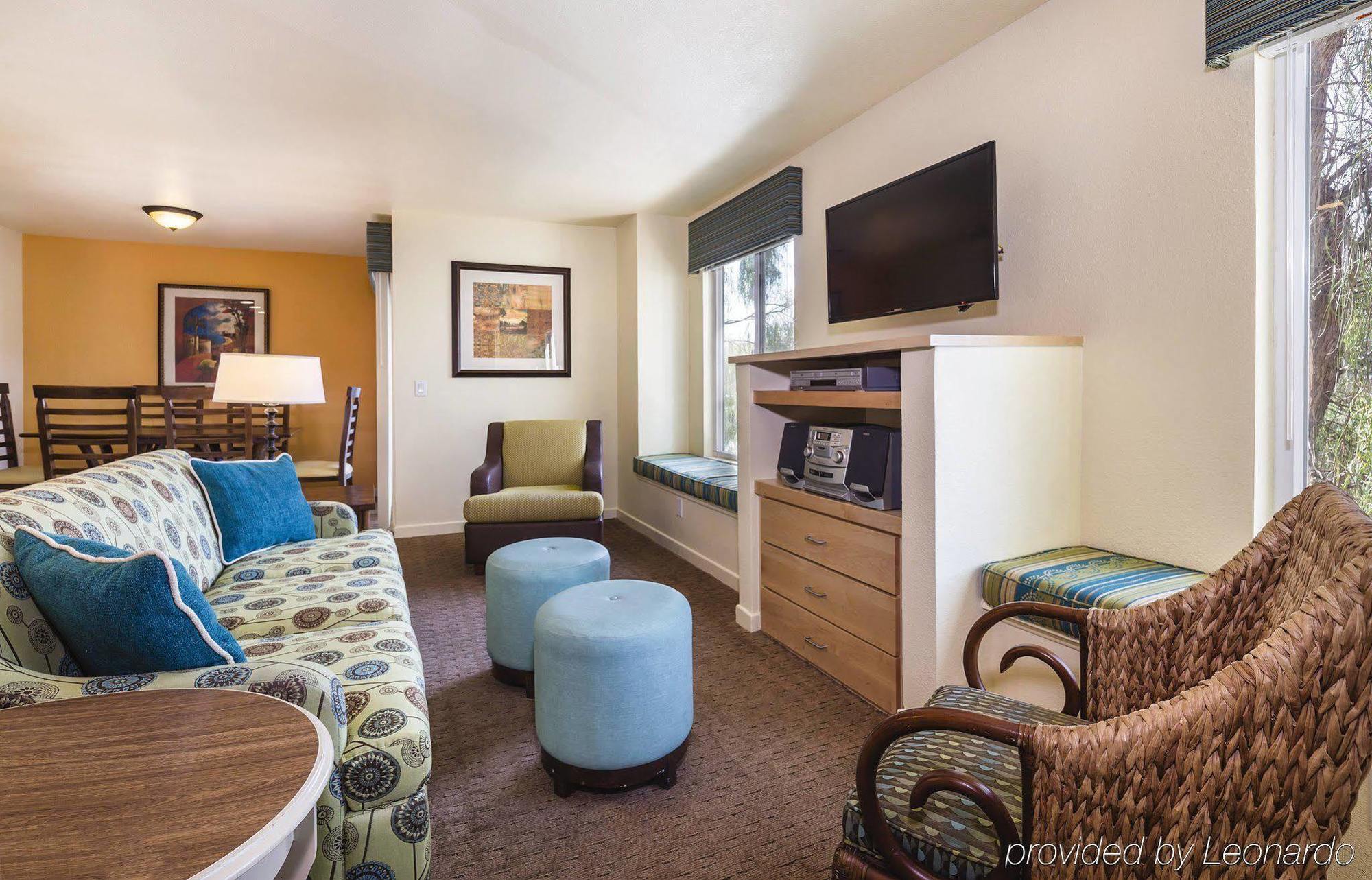 Worldmark Vegas Tropicana Apartahotel